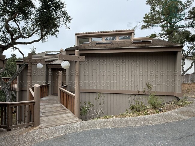 23830 Fairfield Pl in Carmel, CA - Building Photo - Building Photo