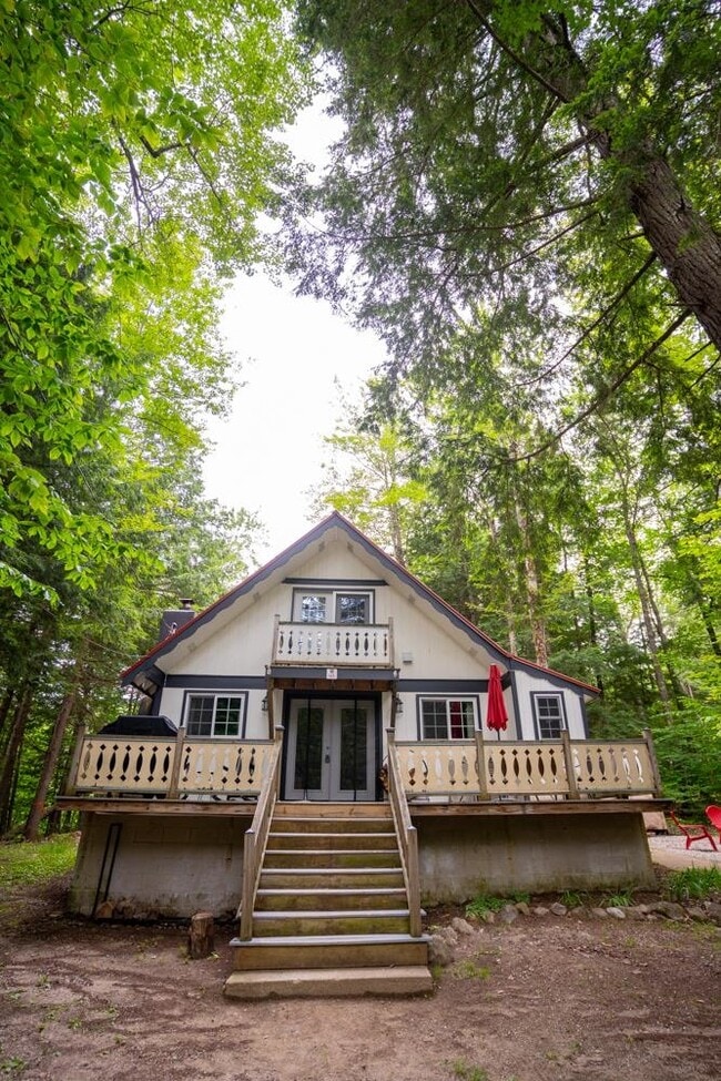 95 Eidelweiss Dr in Madison, NH - Building Photo - Building Photo