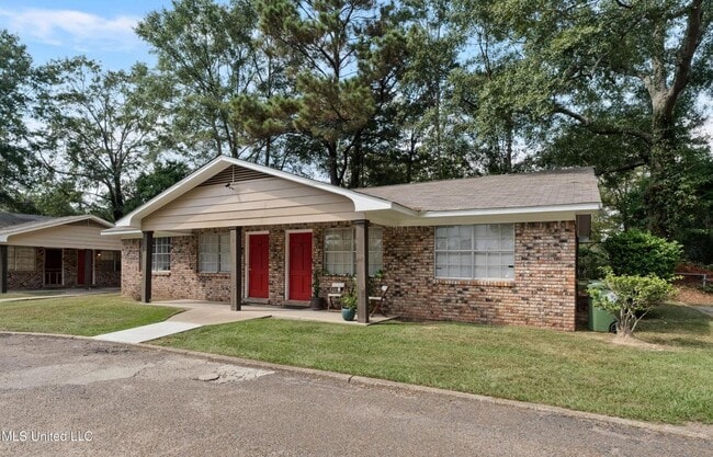 714 N 29th Ave in Hattiesburg, MS - Building Photo - Building Photo
