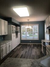 1680 Oakbrooke Ct in Eagan, MN - Building Photo - Building Photo