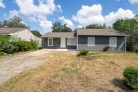 4915 Balkin St in Houston, TX - Building Photo - Building Photo