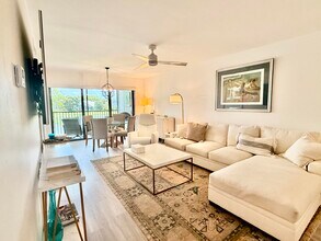 12829 Briarlake Dr in West Palm Beach, FL - Building Photo - Building Photo