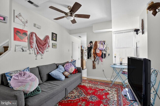 property at 1608 Swain St