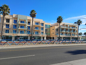 1570 Long Beach Blvd in Long Beach, CA - Building Photo - Building Photo