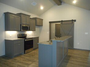 2026 102nd St in Lubbock, TX - Building Photo - Building Photo