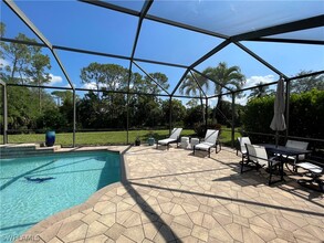 479 Saddlebrook Ln in Naples, FL - Building Photo - Building Photo