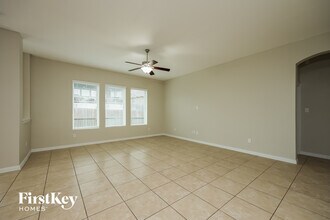 535 Blocker Ranch in San Antonio, TX - Foto de edificio - Building Photo