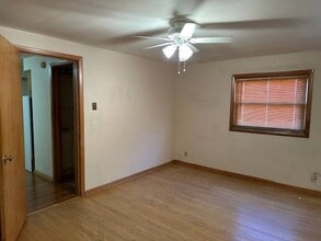 914 N Main St in Canton, OH - Building Photo - Building Photo