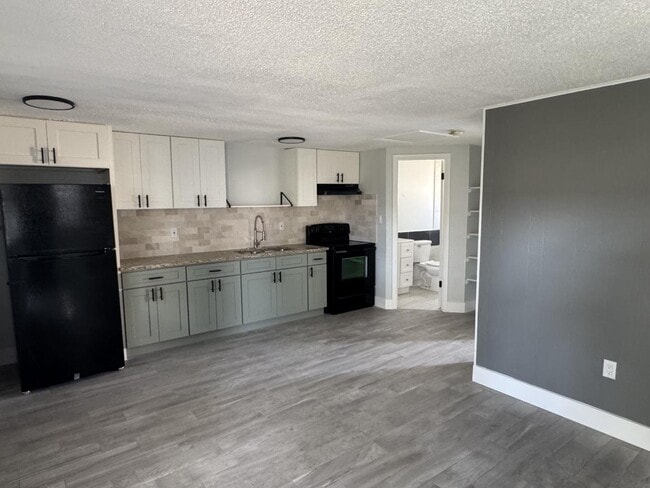 property at 13802 N 21st St