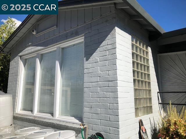 4 Wygal Dr in Martinez, CA - Building Photo