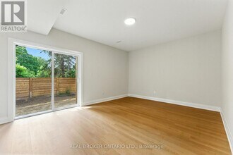 161 Fifth Ave in Brantford, ON - Building Photo - Building Photo