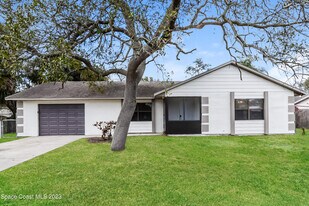 4440 Olympic Dr in Cocoa, FL - Building Photo