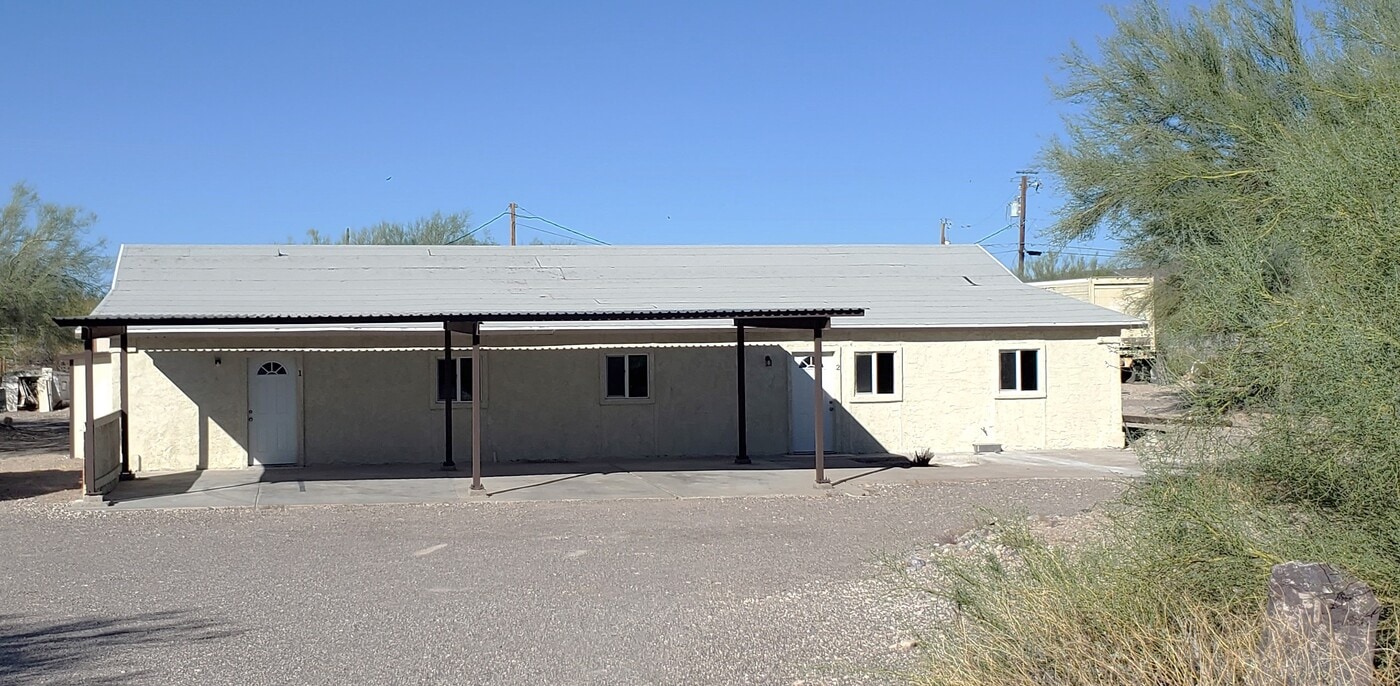 2055 N Ajo Gila Bend Hwy, Unit #2 in Ajo, AZ - Building Photo
