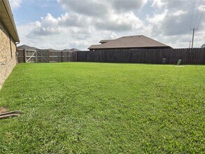 4000 E Razorbill Dr in Siloam Springs, AR - Building Photo - Building Photo