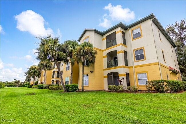 11490 Villa Grand