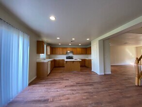 1105 Prewett Ranch Dr in Antioch, CA - Building Photo - Building Photo