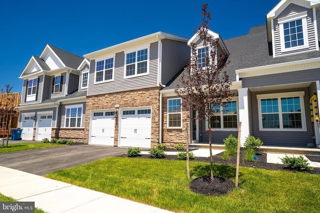 3403 Jordan Dr in West Windsor Township, NJ - Building Photo - Building Photo