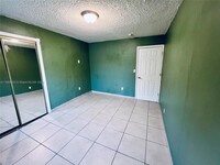 2955 NW 88th St in Miami, FL - Building Photo - Building Photo