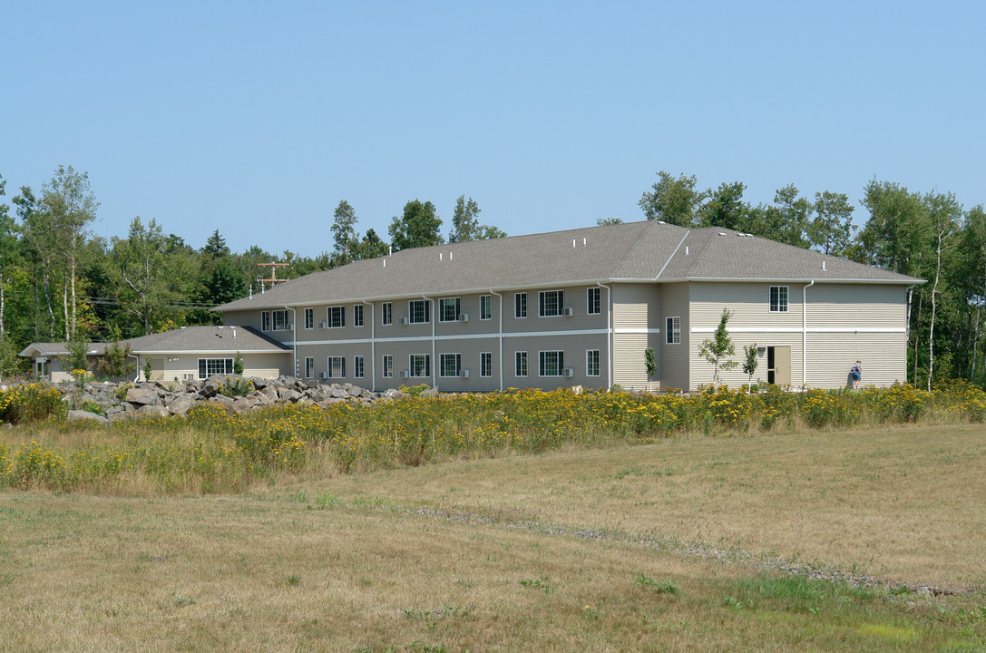 Burke Apartments in Duluth, MN - Building Photo