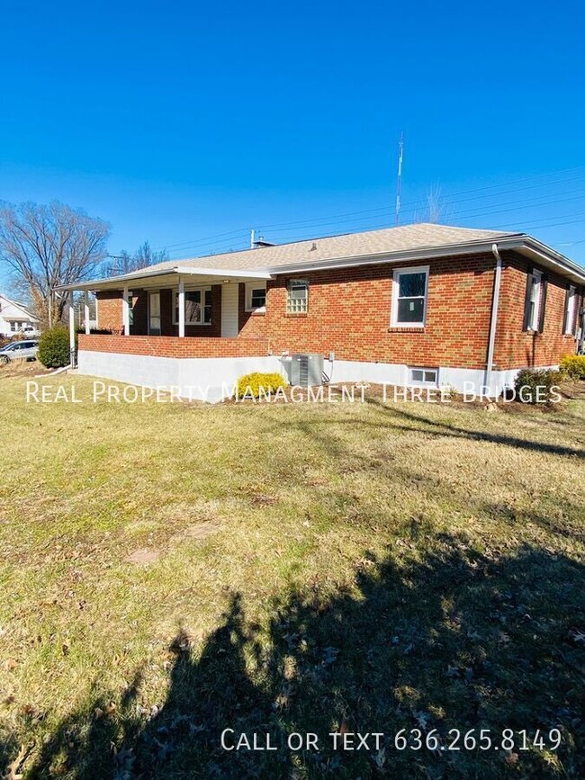 9537 Sappington Rd in St. Louis, MO - Building Photo - Building Photo