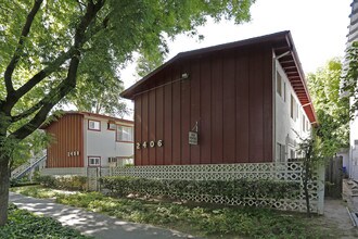 2406-2408 G St in Sacramento, CA - Foto de edificio - Building Photo