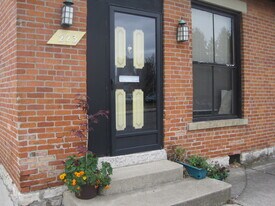 221-223 E Livingston Ave in Columbus, OH - Building Photo