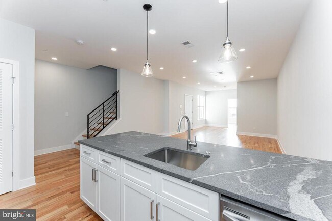 2931 Salmon St in Philadelphia, PA - Building Photo - Building Photo