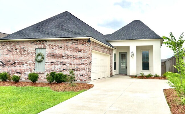 property at 577 Warbler Crossing Ave