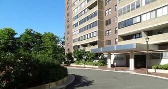 9 Hawthorne Pl in Boston, MA - Building Photo