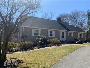 230 South Ave in Weston, MA - Building Photo