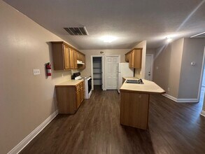 2305 Merwood St in Sulphur, LA - Building Photo - Building Photo