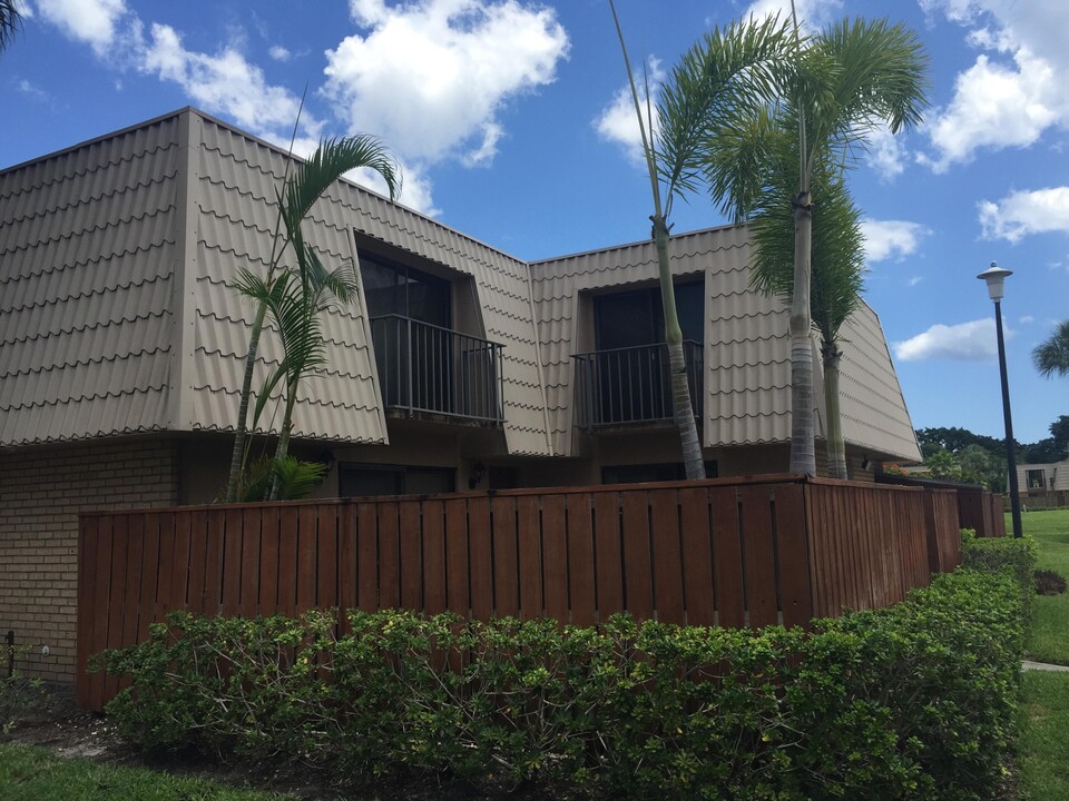 5433 54th Way in West Palm Beach, FL - Building Photo