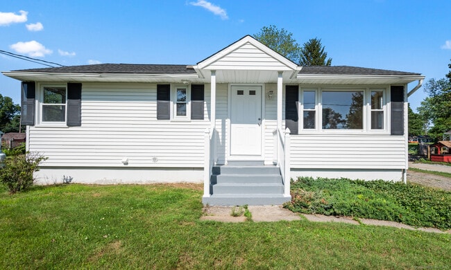 property at 21 Crestwood Ave