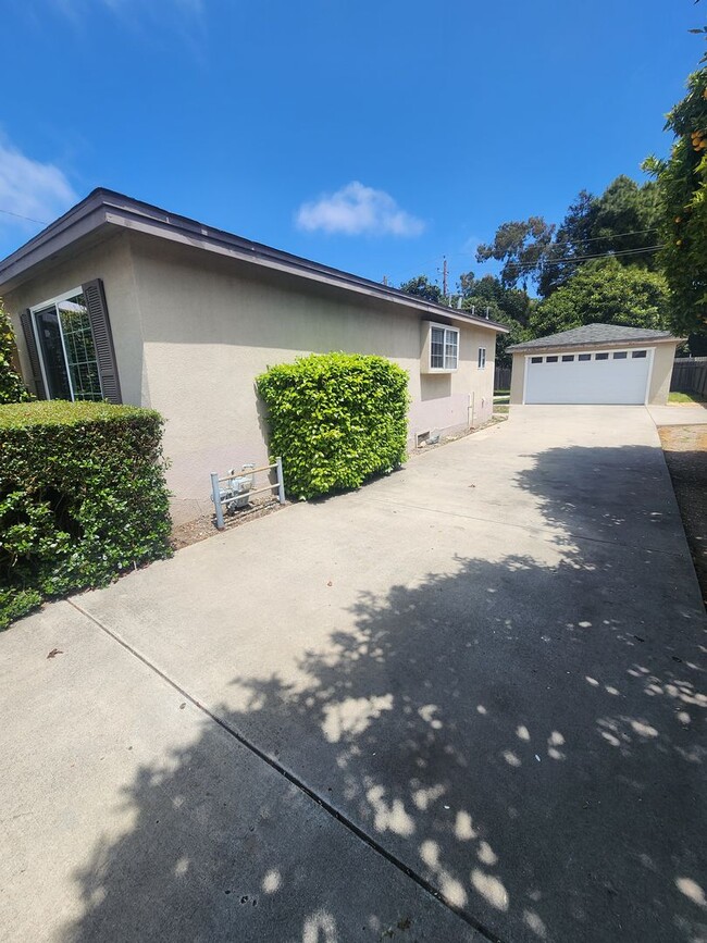 423 Orchard St in Arroyo Grande, CA - Building Photo - Building Photo