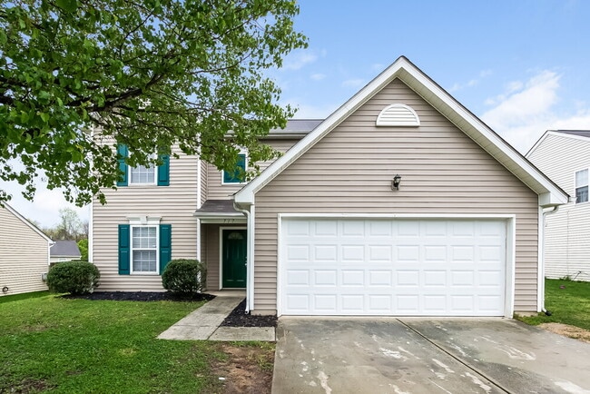 property at 717 Aberdeen Glen Pl