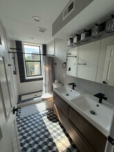 2317 Barclay St, Unit Room 3 in Baltimore, MD - Foto de edificio - Building Photo