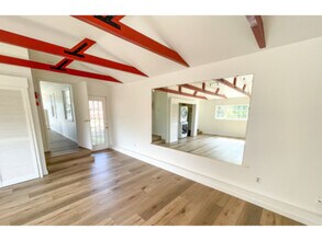 325 Ironstone Ct in San Rafael, CA - Building Photo - Building Photo