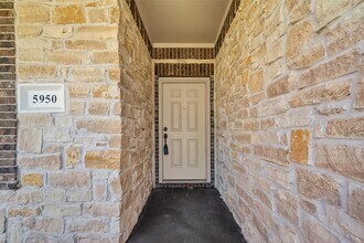 5950 Carpenters Hollow Court in Houston, TX - Building Photo - Building Photo