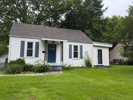 417 S 8th St in Murray, KY - Building Photo