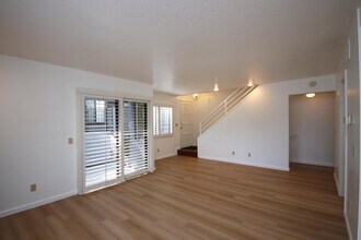 311 E Glenarm St in Pasadena, CA - Foto de edificio - Building Photo