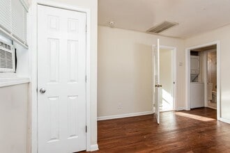 4212 Ivy Ave in Knoxville, TN - Building Photo - Building Photo