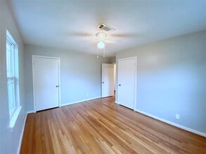 8206 Montridge Dr in Houston, TX - Building Photo - Building Photo