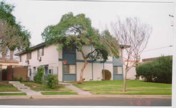 1227 Woodbury Ct in Upland, CA - Building Photo - Building Photo