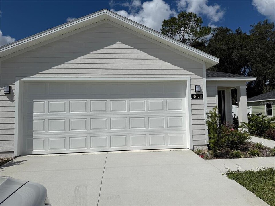 3670 NE 30th Ter in Ocala, FL - Building Photo