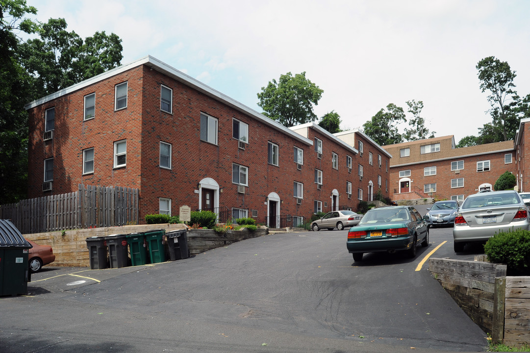 Nyack Garden Apartments in Nyack, NY - Building Photo