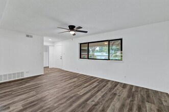 1024 Eunice St in Hurst, TX - Building Photo - Building Photo