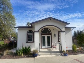 4615 Fair Oaks Blvd in Sacramento, CA - Building Photo