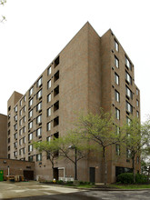 Beachpark Tower Apartments in Avon Lake, OH - Building Photo - Building Photo