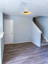 427 Orchard Willow in San Antonio, TX - Foto de edificio - Building Photo