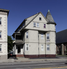 Elmwood Avenue Apartments in Providence, RI - Building Photo - Building Photo